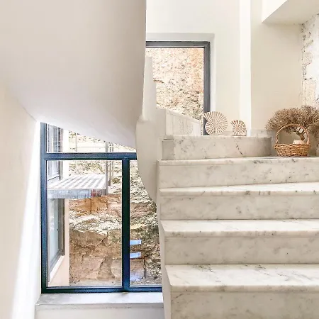 Апартаменты Eyge Transformed Modern By The Sea-new!