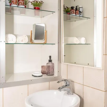 Eyge Transformed Modern By The Sea-new!